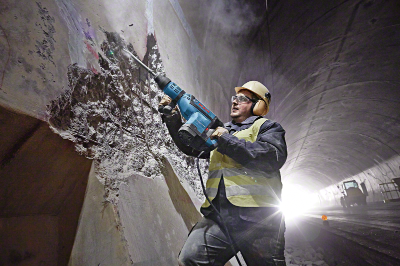 Bosch Professional GSH 7 VC Kırıcı - Resim 3