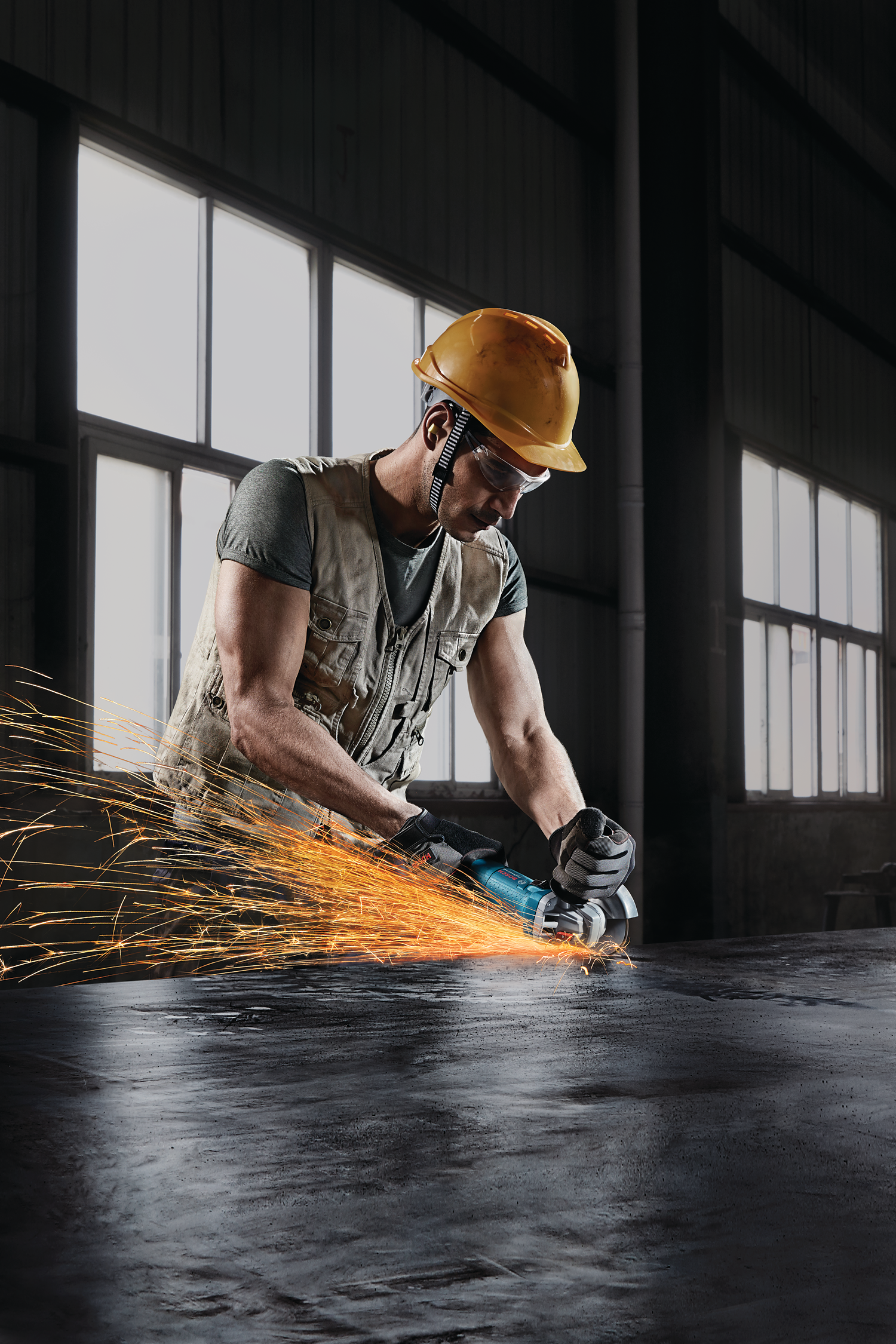 Bosch Professional GWS 9-115 S Avuç Taşlama Makinesi - Resim 2
