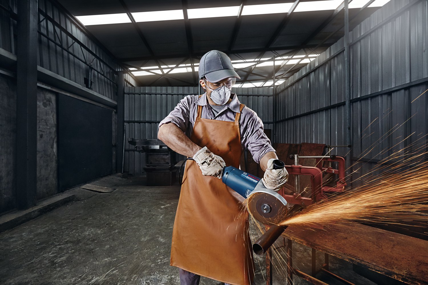 Bosch Professional GWS 2200-180 H Taşlama Makinesi - Resim 2