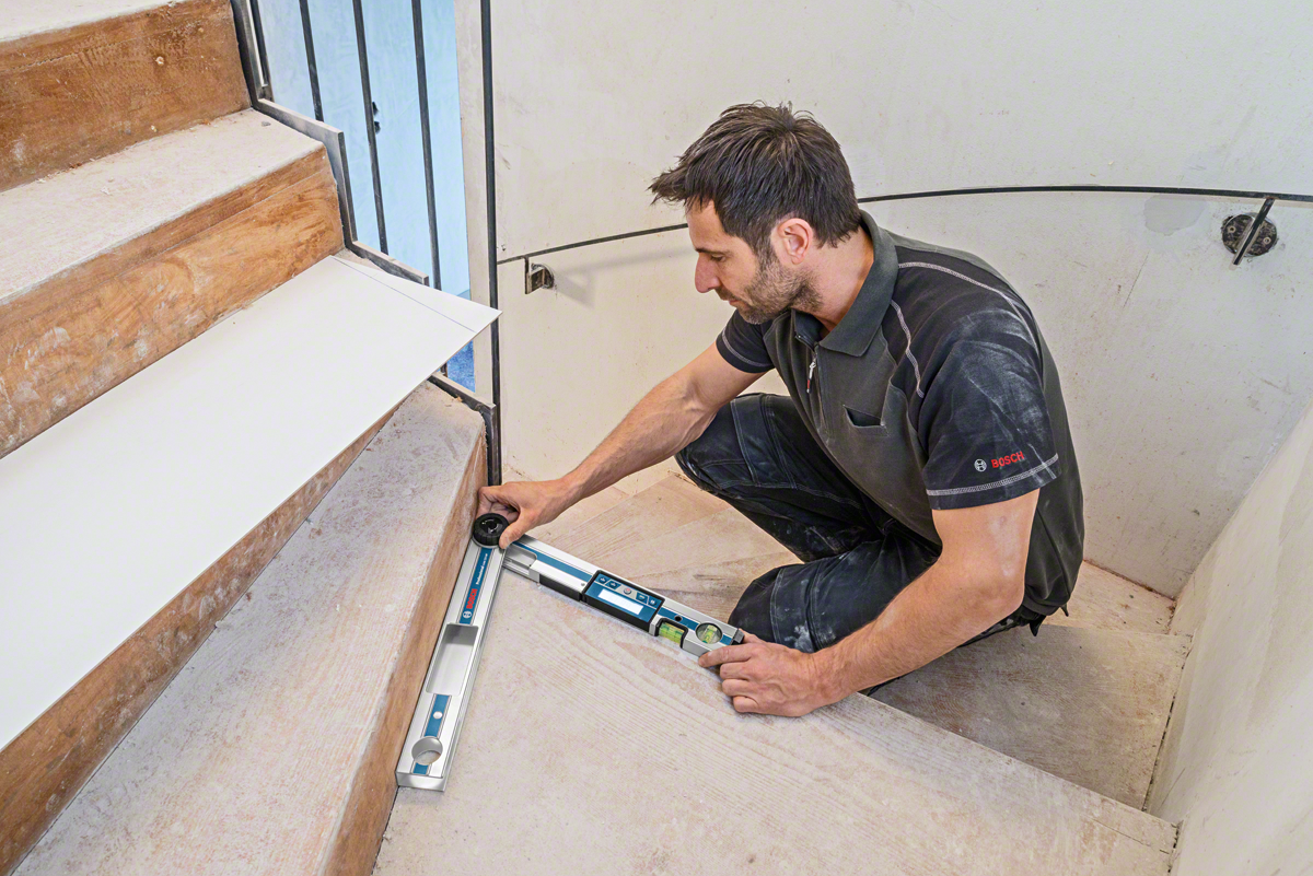 Bosch GAM 220 MF Professional Dijital Açı Ölçer - Resim 2