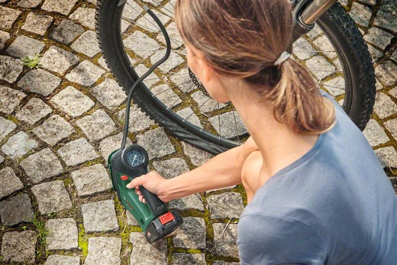 UniversalPump 18V (Solo) Akülü Basınçlı Hava Pompası - Resim 2