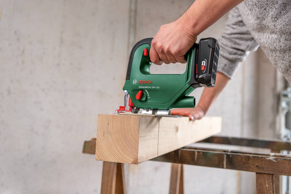 Bosch UniversalSaw 18V-100 Dekupaj Testeresi - Resim 3
