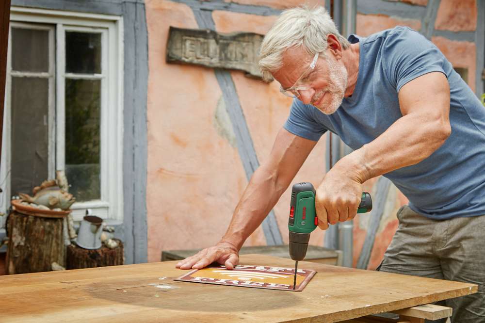 Bosch EasyDrill 1200 Akülü Delme Vidalama Makinesi + GAL 1210 CV + Aksesuar Seti (Çift Akülü) - Resim 3
