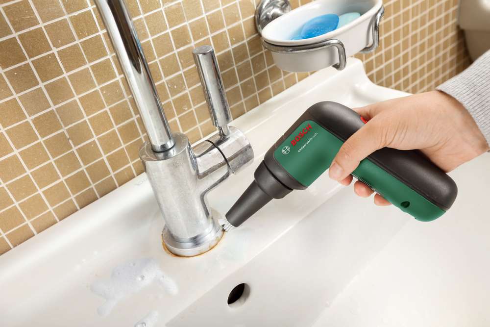 Bosch UniversalBrush Akülü Çok Amaçlı Yüzey Temizleyici - Resim 4