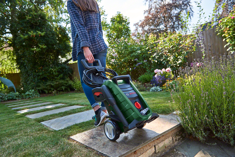 Bosch UniversalAquatak 135 Yüksek Basınçlı Yıkama Makinesi - Resim 2